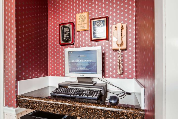 Baugh Motel SureStay Collection by Best Western