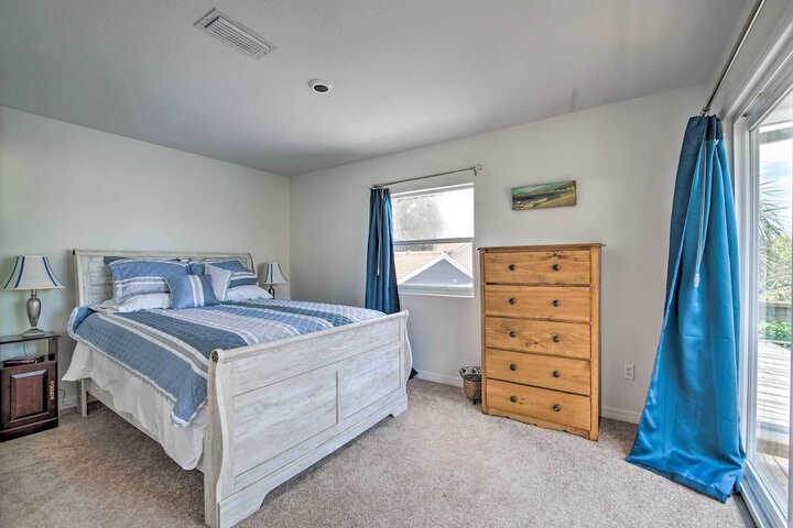 Remodeled Retreat on Homosassa River Canal!