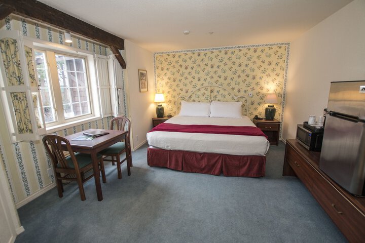 Room 44 of 52