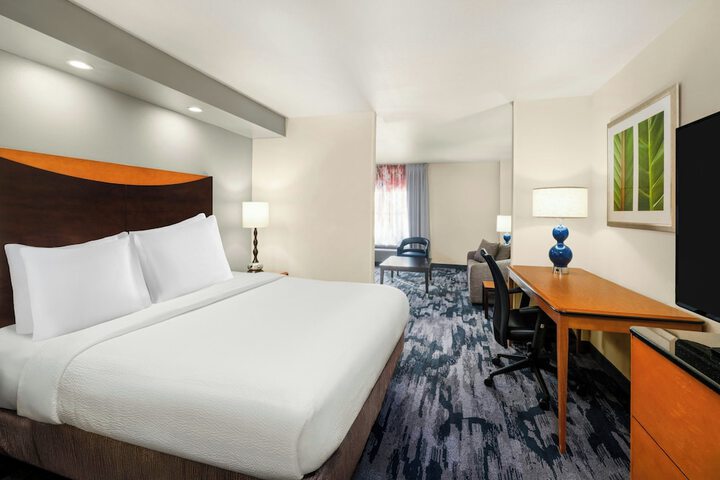 Fairfield Inn & Suites by Marriott Denver Aurora / Parker