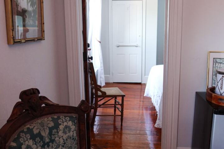 Room 48 of 57