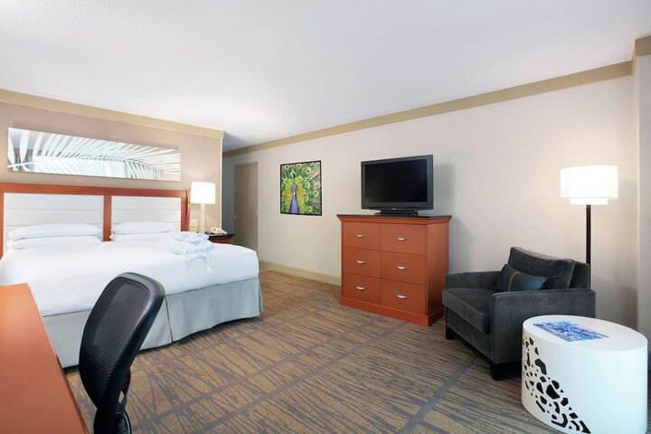 Room 52 of 109