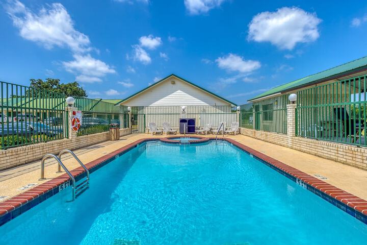 Pool 3 of 49