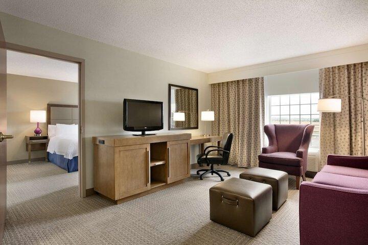 Room 28 of 44