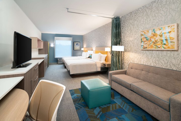 Room 12 of 33