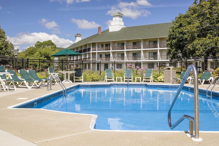 Pool 8 of 37