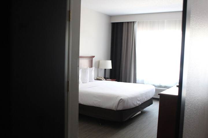 Independence Stay Hotel & Suites