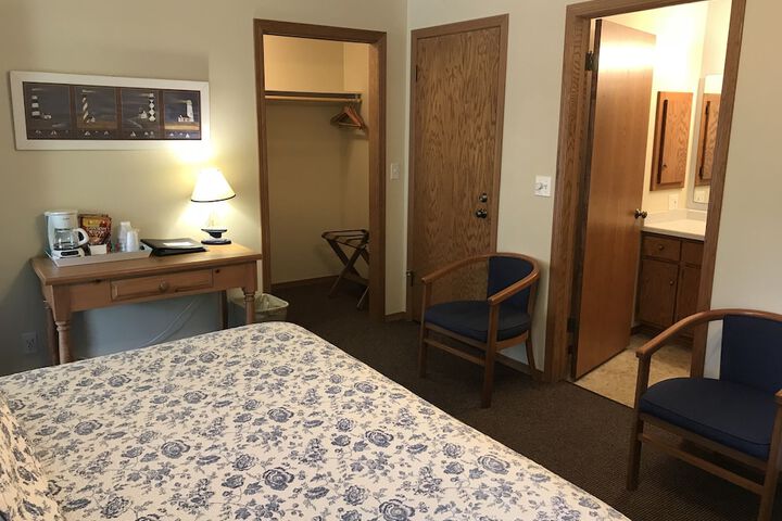 Room 49 of 157