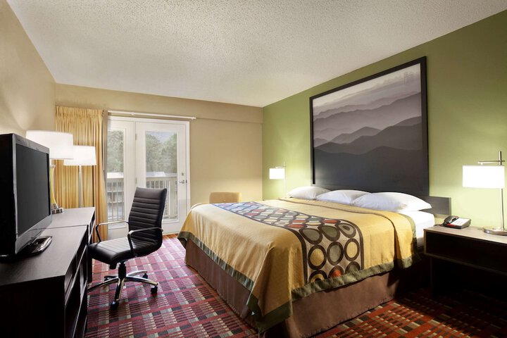 Room 17 of 21