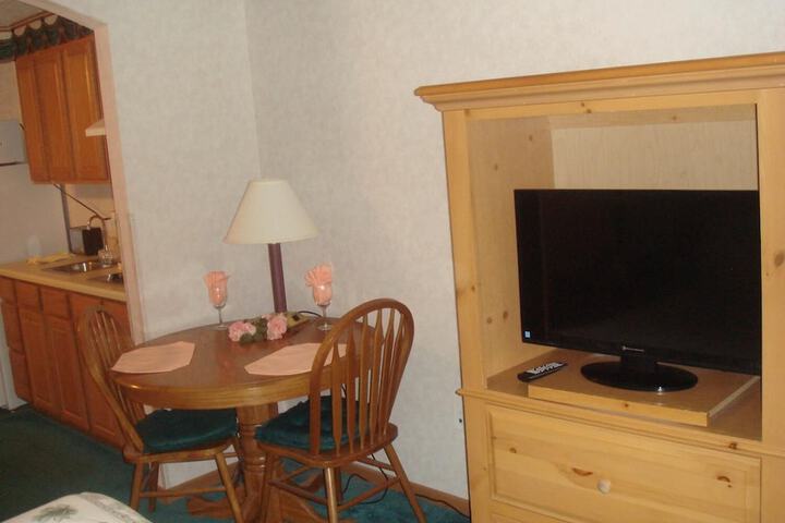 Room 13 of 27
