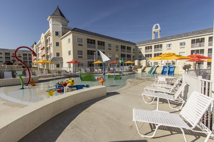 Cedar Points Hotel Breakers