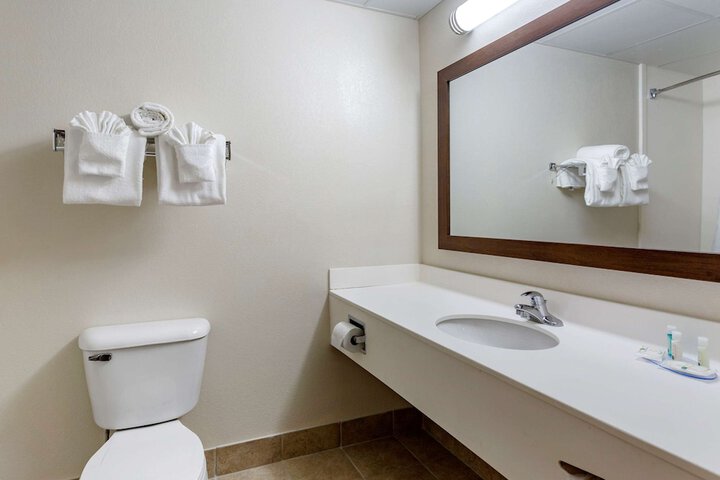 Room 35 of 57