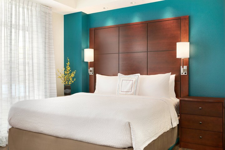Room 28 of 36