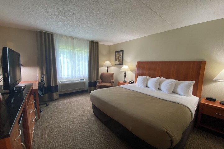 Room 12 of 23