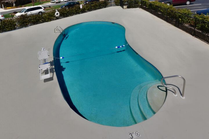 Pool 4 of 41