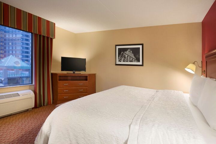 Hampton Inn & Suites Hartford / East Hartford