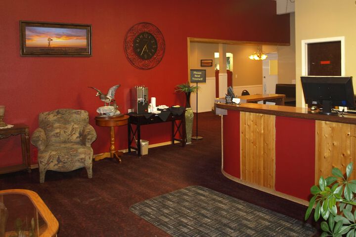 Yellowstone River Inn
