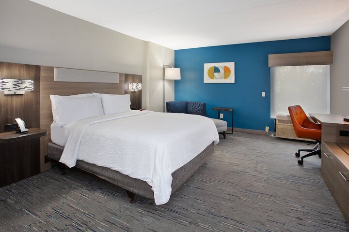 Room 14 of 34
