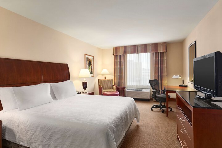 Room 14 of 26