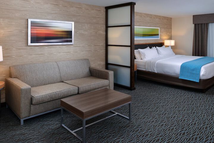 Room 21 of 61