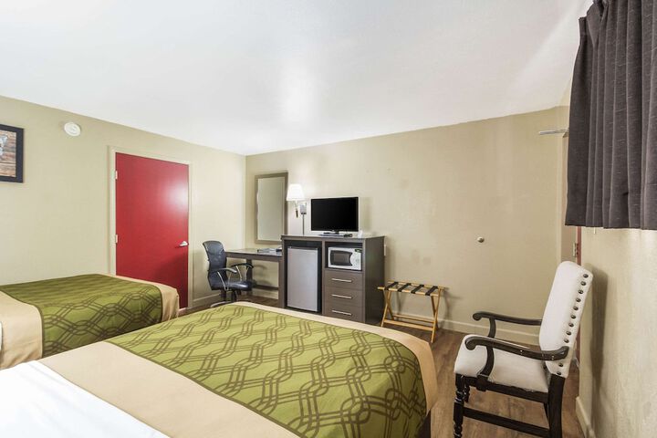 Room 35 of 57