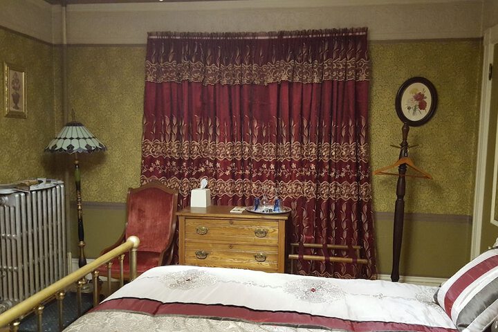 Room 26 of 51