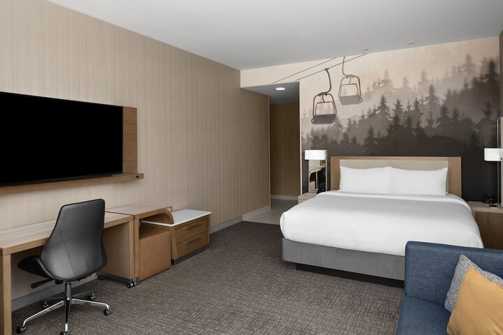 Room 40 of 80
