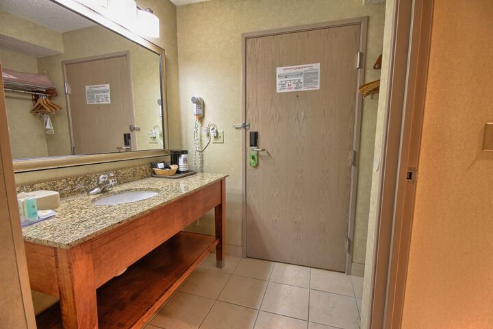 Room 8 of 62