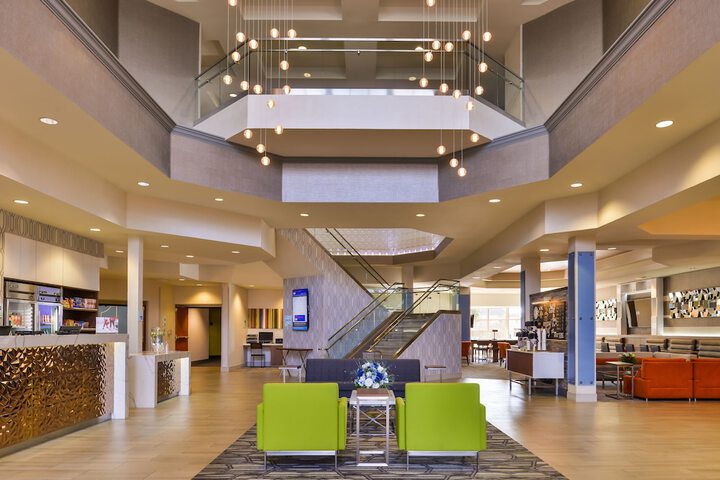 Holiday Inn Express & Suites Elk Grove Central - Hwy 99 by IHG