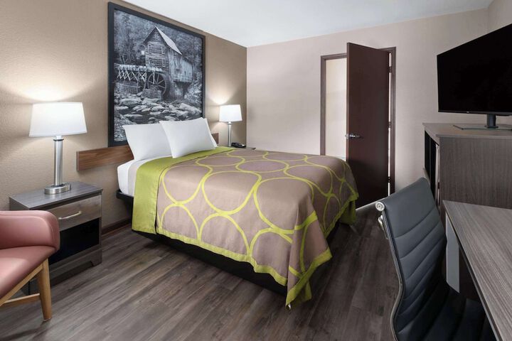 Room 29 of 33