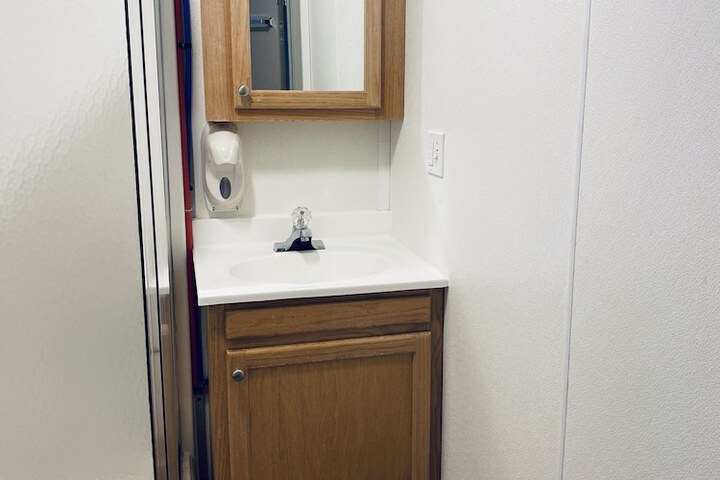 Room 13 of 36