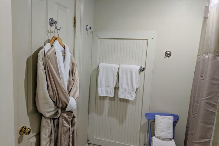 Room 13 of 78
