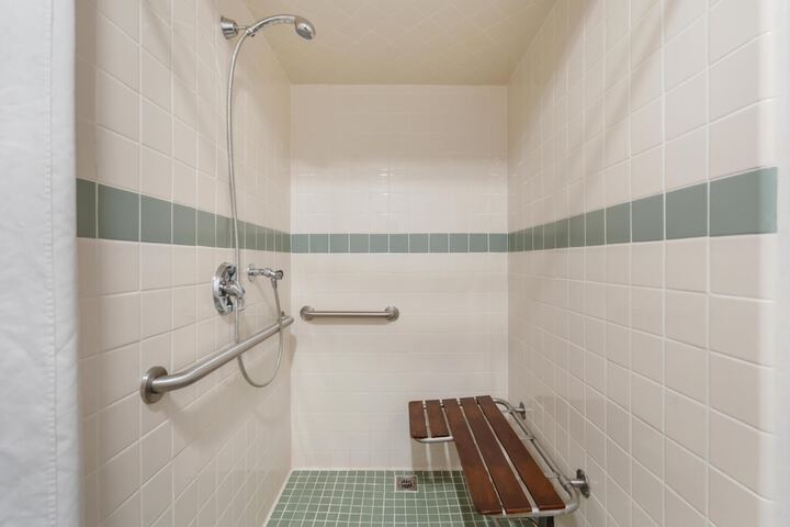 Best Western Plus John Jay Inn & Suites