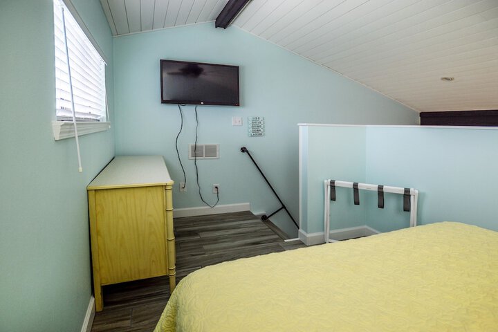 Room 26 of 51