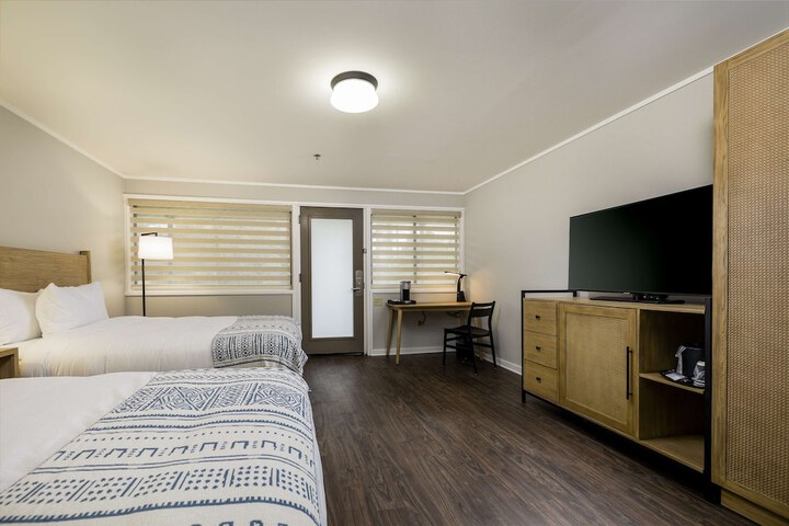 Room 45 of 109