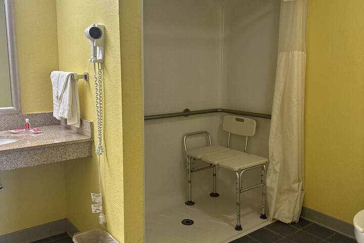 Room 21 of 29