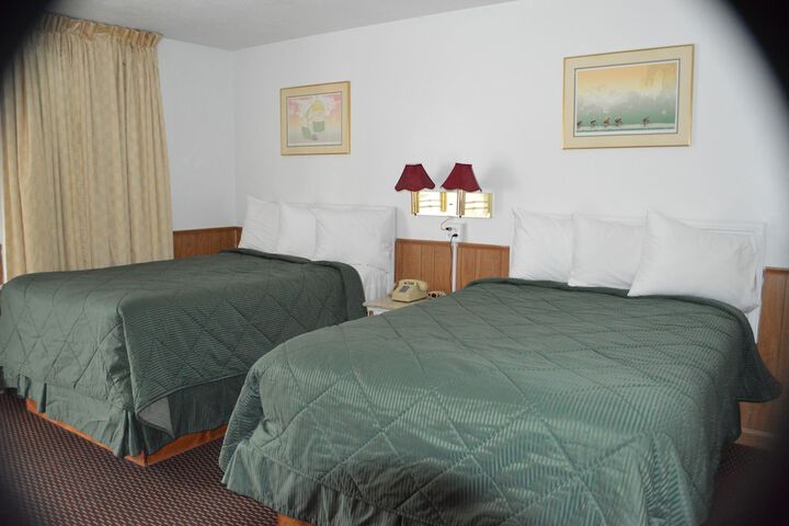 Room 12 of 22