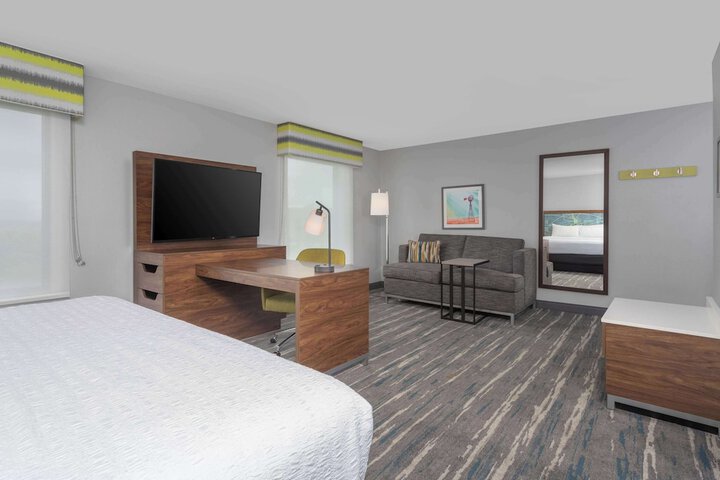 Room 21 of 35