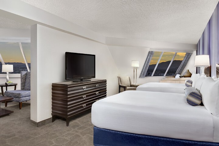 Luxor Hotel and Casino