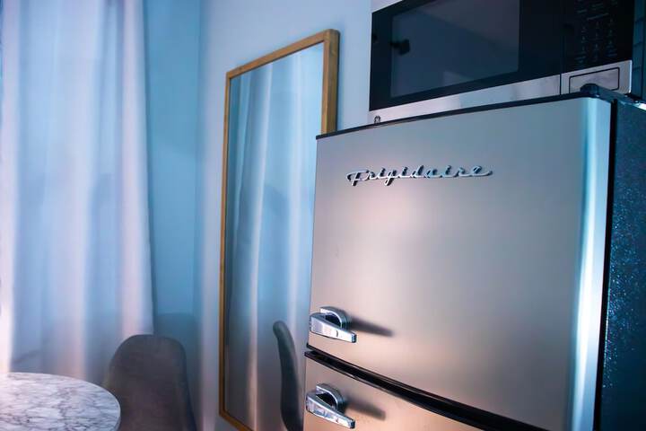 Room 50 of 100