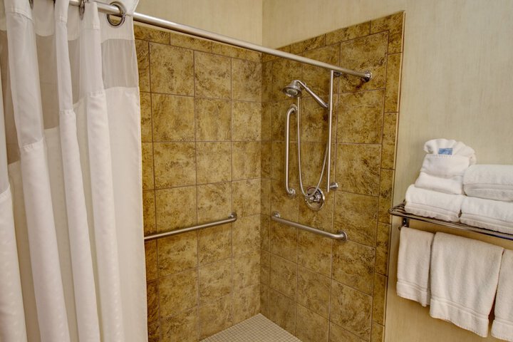 Room 18 of 40