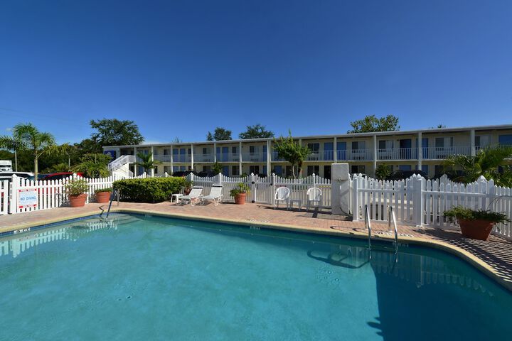 Pool 5 of 28
