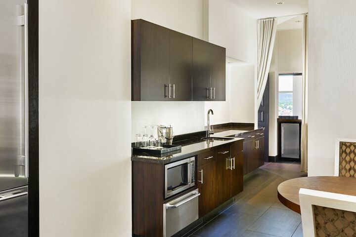 The Nines a Luxury Collection Hotel, Portland