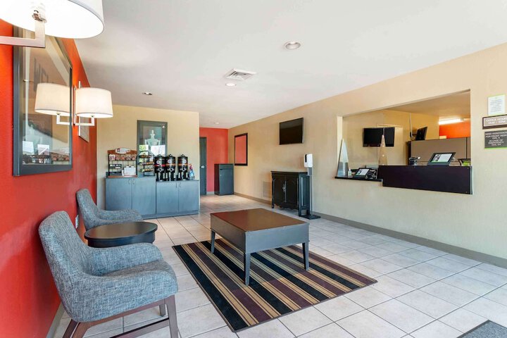 Extended Stay America Select Suites St. Louis Earth City