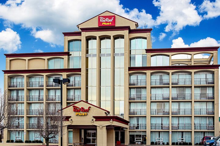 Red Roof Inn PLUS+ Wichita East