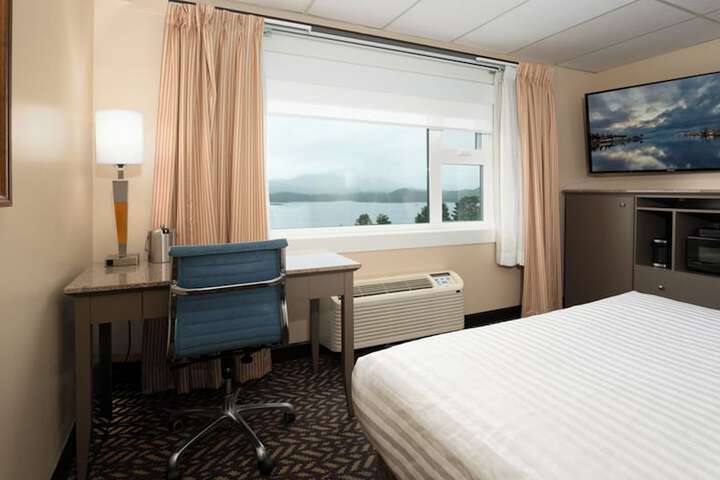 Prestige Oceanview Hotel Prince Rupert