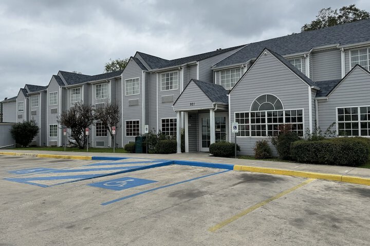 Hotel 2 of 7