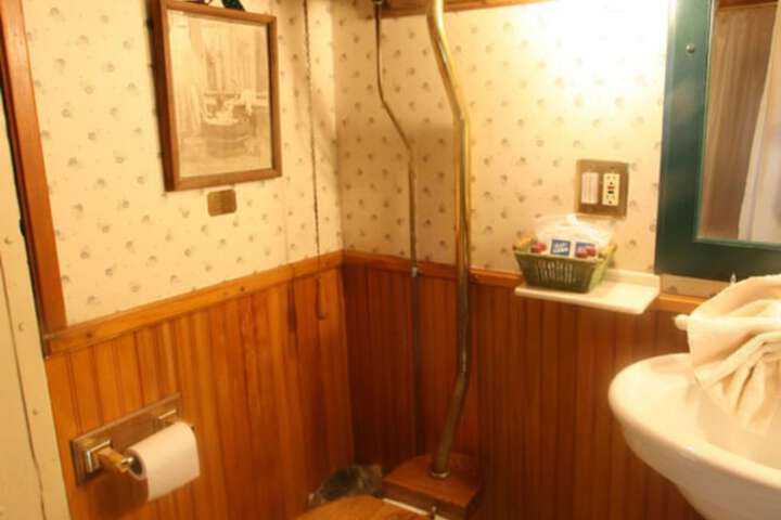 Featherbed Railroad B & B Resort