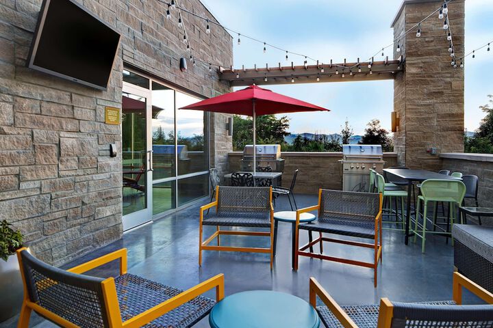 Home2 Suites Asheville Airport