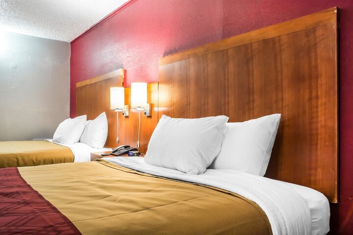 Room 22 of 26